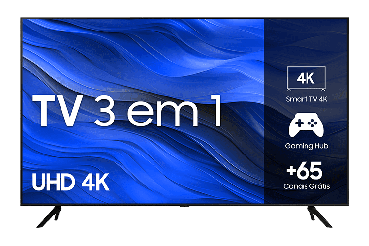 Uma televisão de tela plana exibindo uma imagem degradê que vai do azul claro ao escuro no fundo da tela. No centro da imagem, há um texto centralizado que diz 'TV 3 em 1', e logo abaixo está escrito 'UHD 4K'. Na parte direita da tela, são exibidas as características da TV, incluindo 'Smart TV 4K', 'Gaming Hub' e 'mais de 65 canais gratuitos'. A imagem mostra uma TV moderna com recursos avançados e uma variedade de opções de entretenimento.